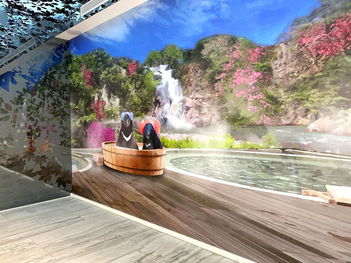 Uni-Resort Ku-Kuan Heping  Buitenkant foto
